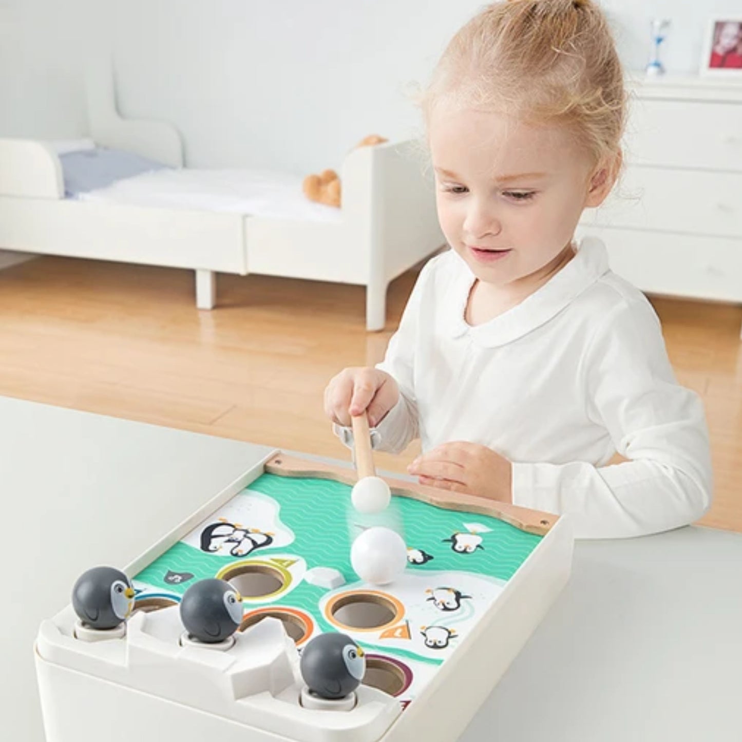 Top Bright Adelie Snowball Game by Toytinkr