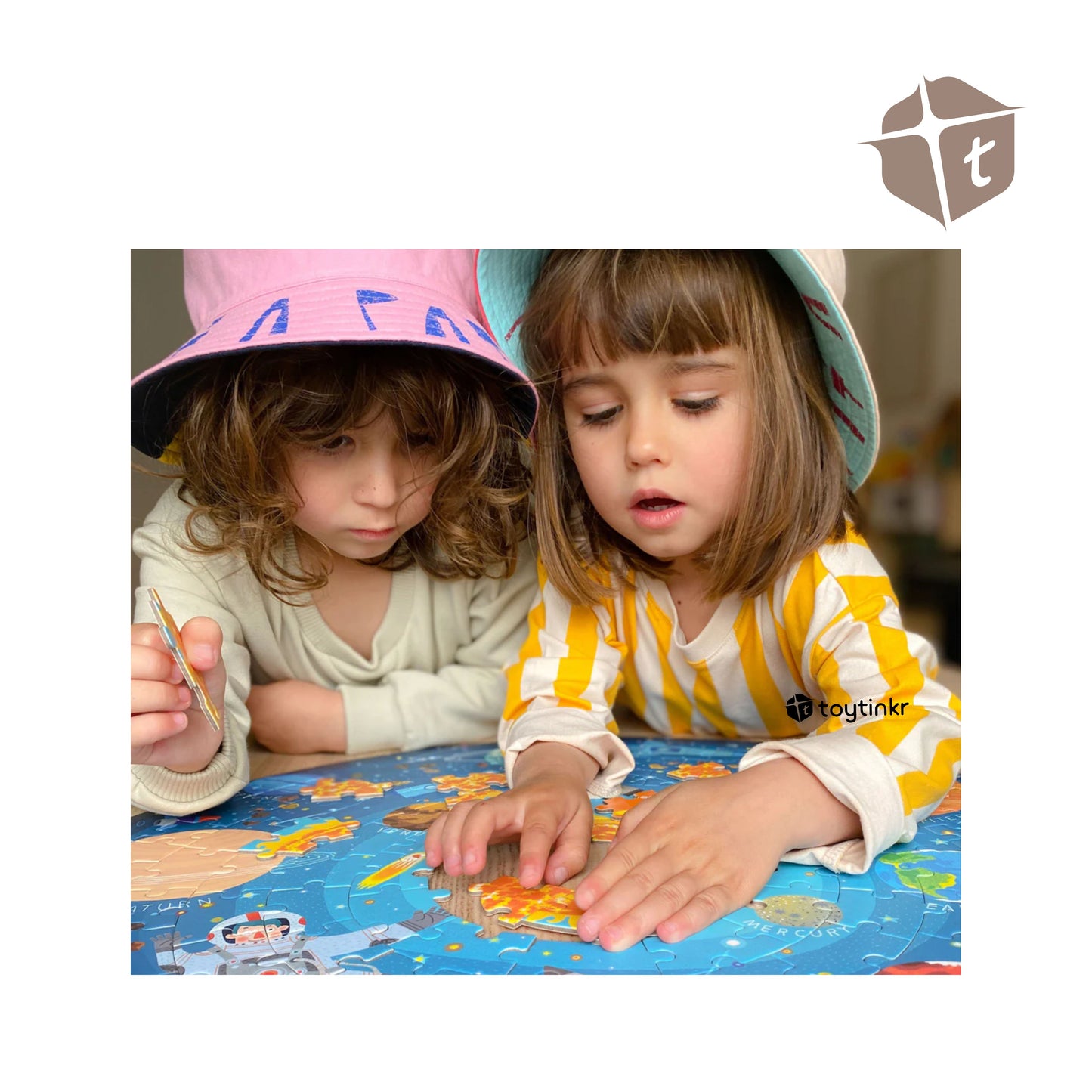 Mideer Round Puzzle - Space by Toytinkr