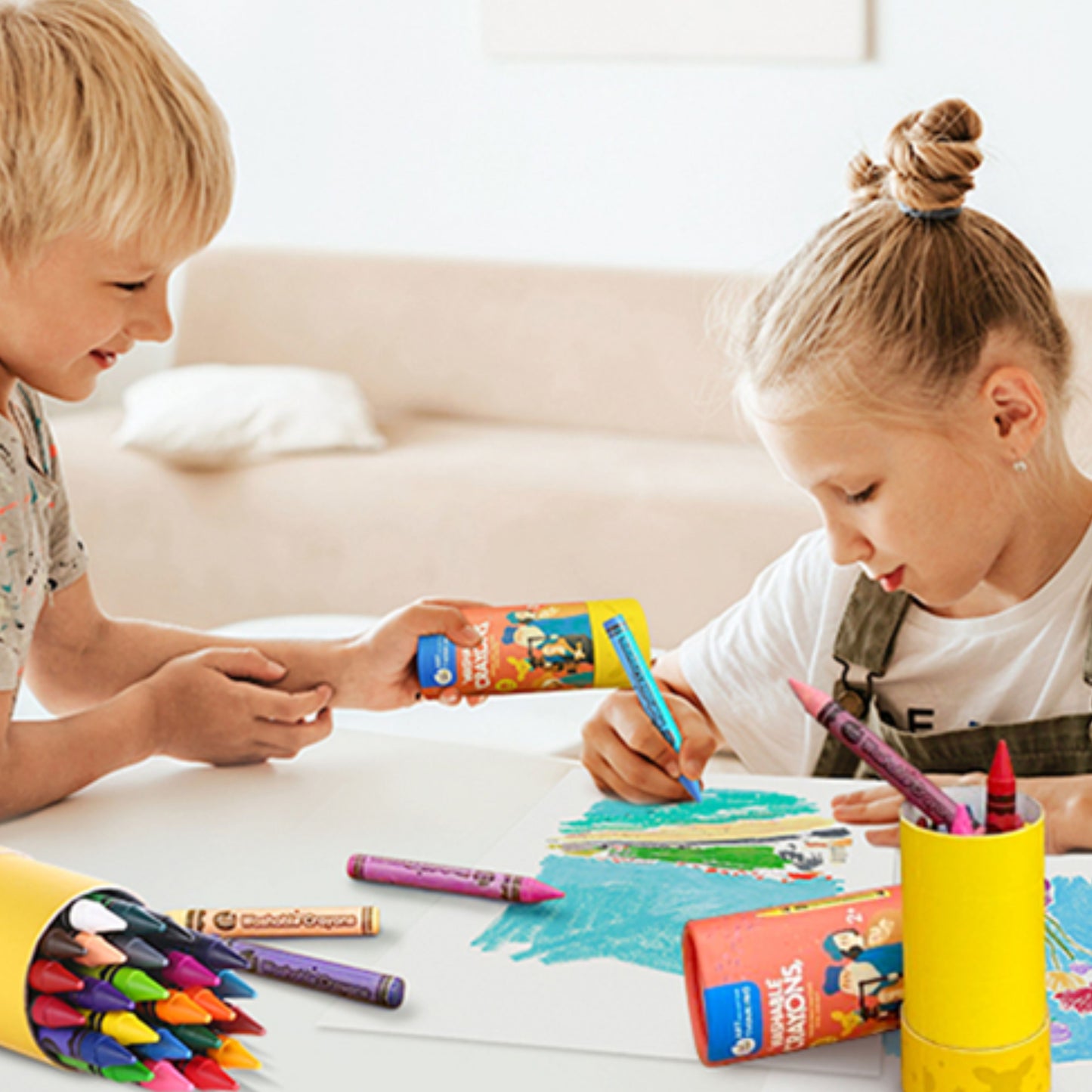Jar Melo Washable Crayons - 16 Colors by Toytinkr