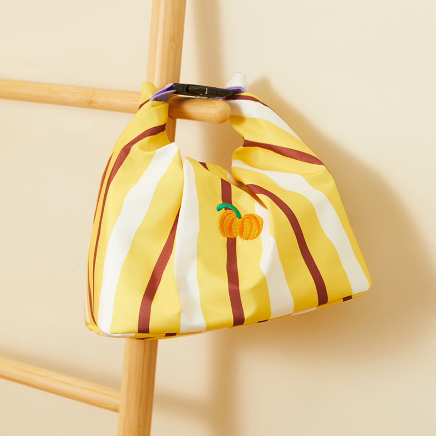Hug Z Insulated Lunch Bag by Toytinkr