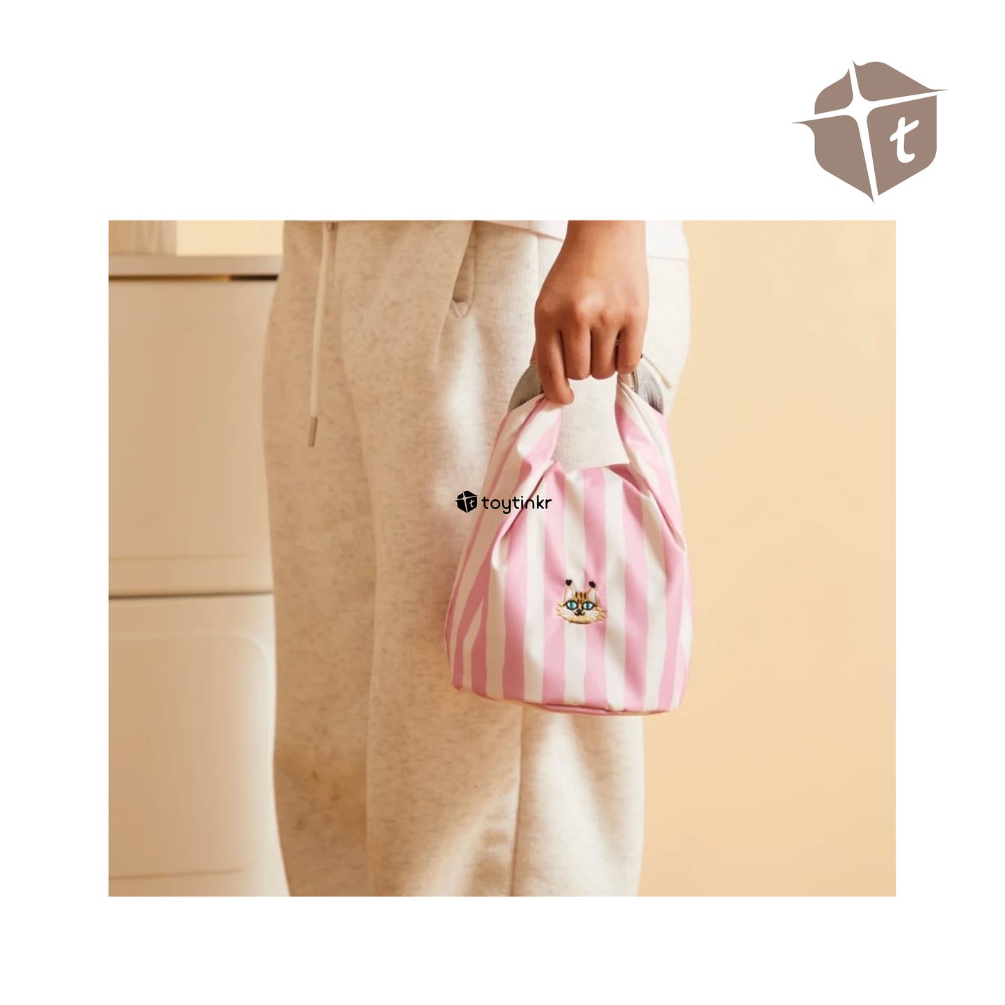 Hug Z Personalized Travel Bucket Pouches by Toytinkr