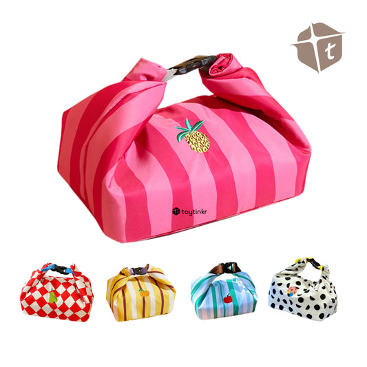 Hug Z Insulated Lunch Bag by Toytinkr