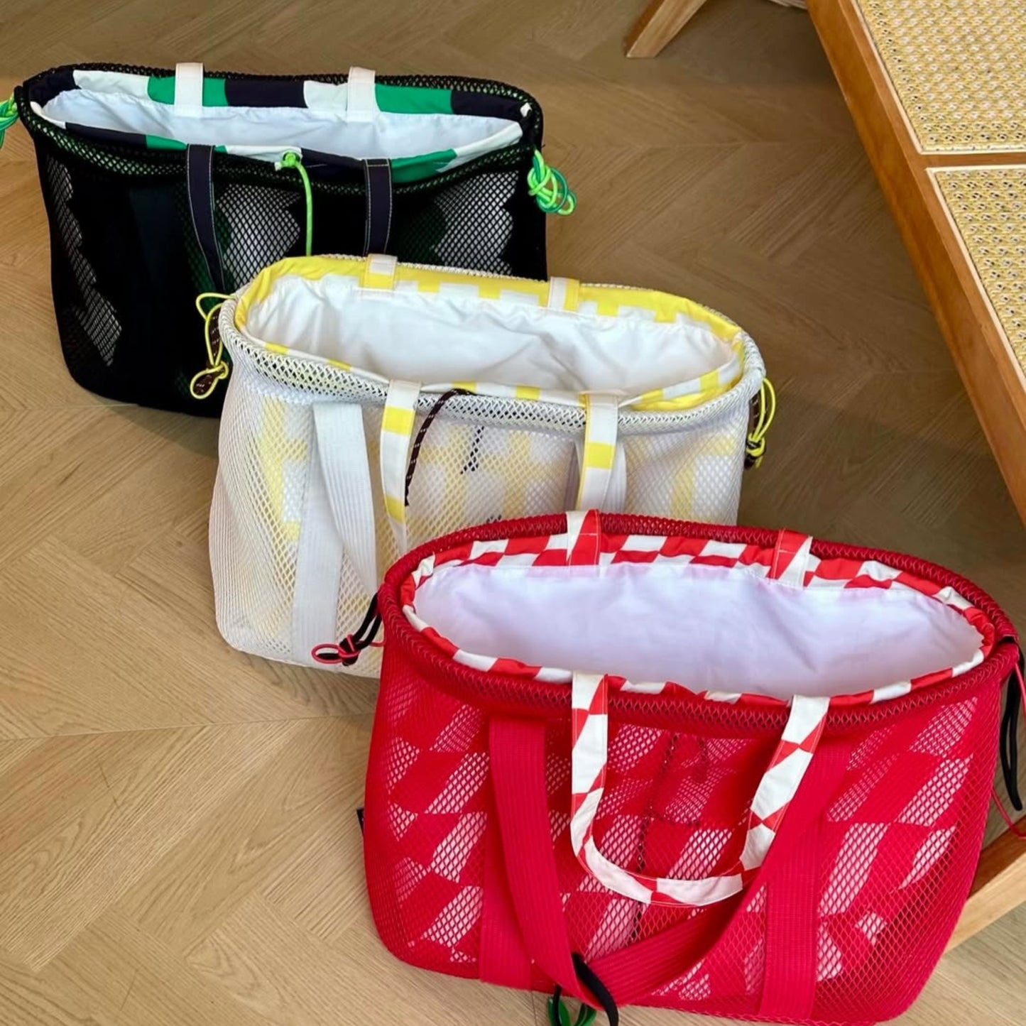 Hug Z Hourglass Bag by Toytinkr