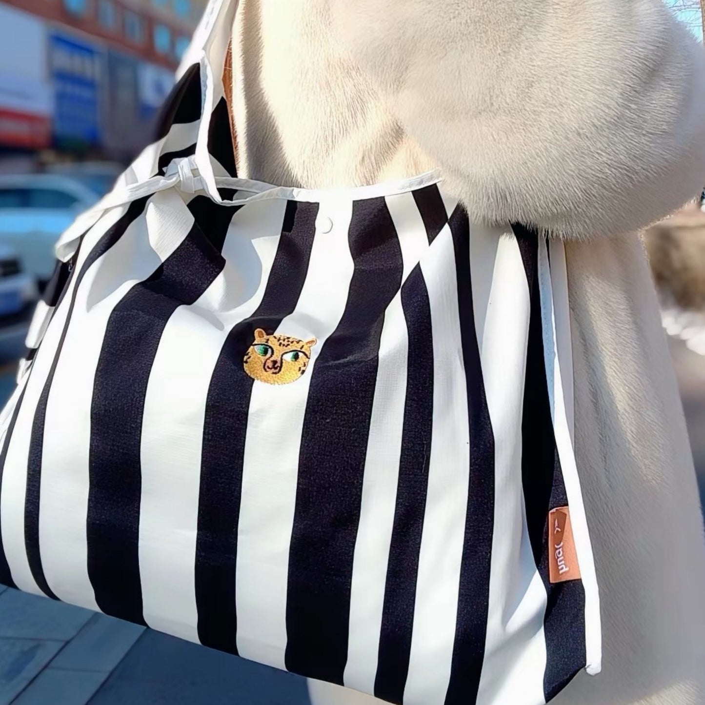Hug Z EveryDay Bag by Toytinkr