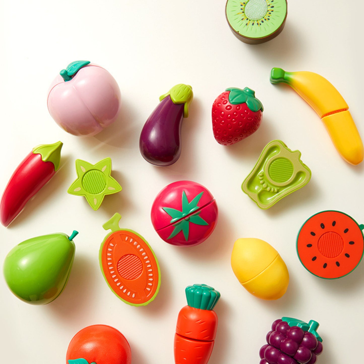 Mideer Fruits and Vegetables Cutting Playset by Toytinkr