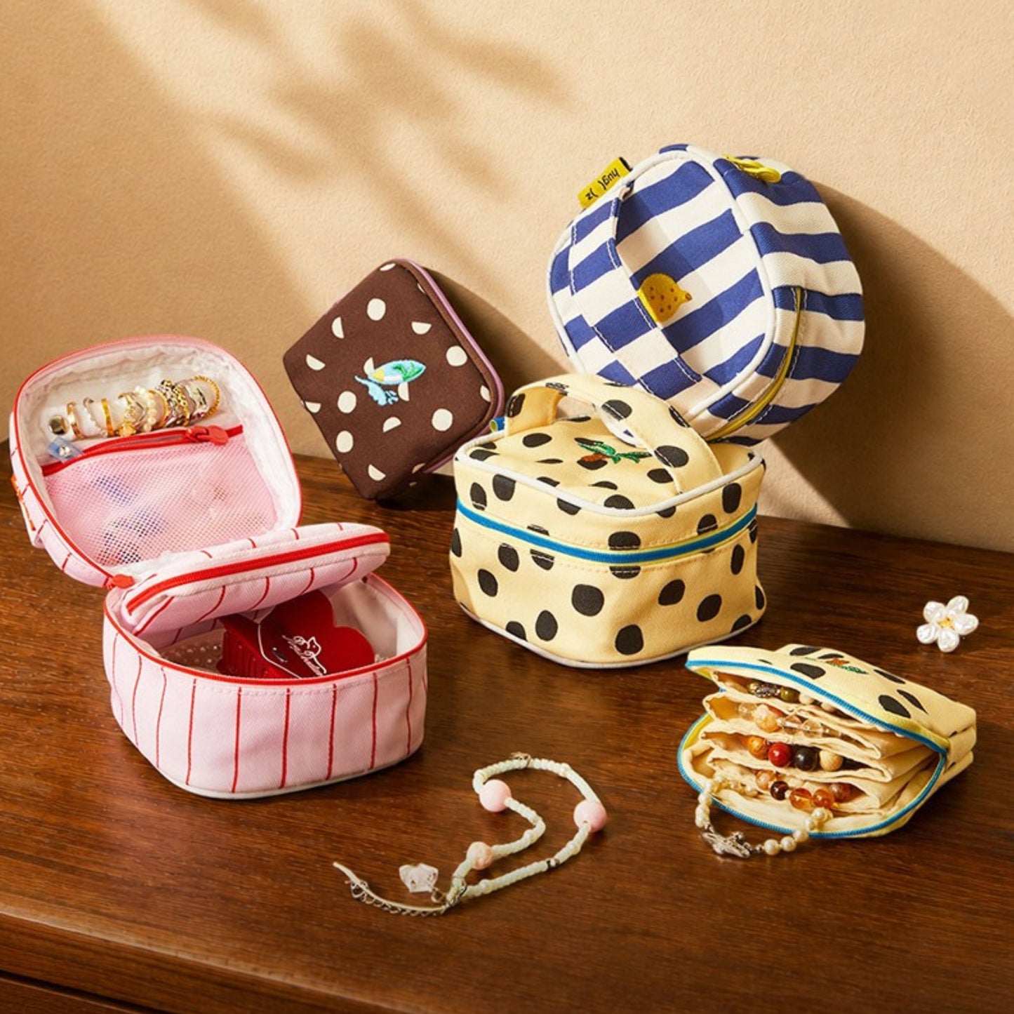 Hug Z Personalized 2 in 1 Charm Pouch by Toytinkr