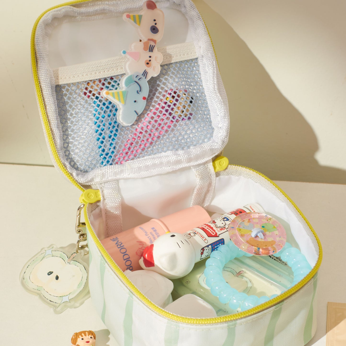 Hug Z Personalized Hanging Tofu Pouch by Toytinkr