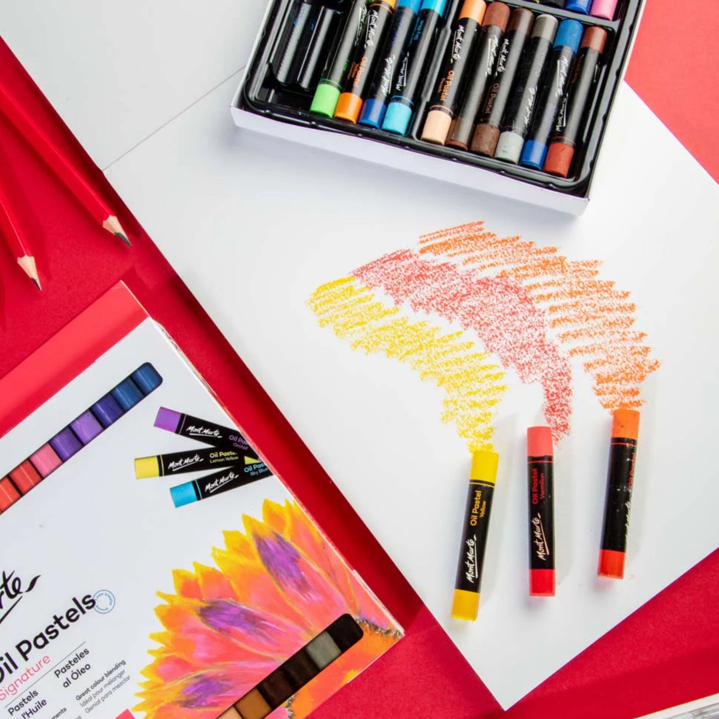 Mont Marte Oil Pastel Signature - 12 Colors by Toytinkr
